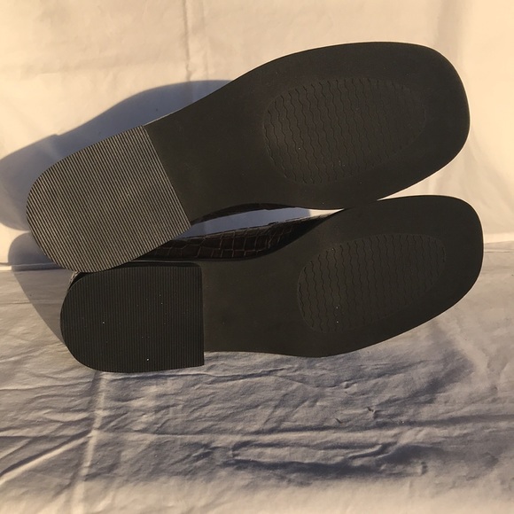 NEW Eddie Bauer Brown Crocodile Patterned Leather Loafer - Picture 10 of 14